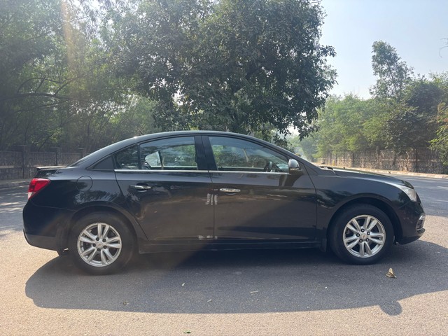 Second-hand 2016 Chevrolet Cruze LT for sale in New Delhi-1