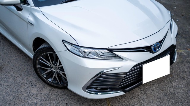 Second-hand 2024 Toyota Camry 2.5 Hybrid for sale in New Delhi-1