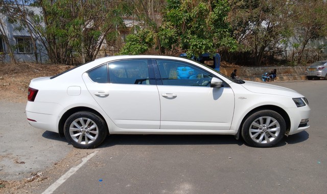 Second-hand 2018 Skoda Octavia 1.8 TSI AT L K for sale in Bangalore-1