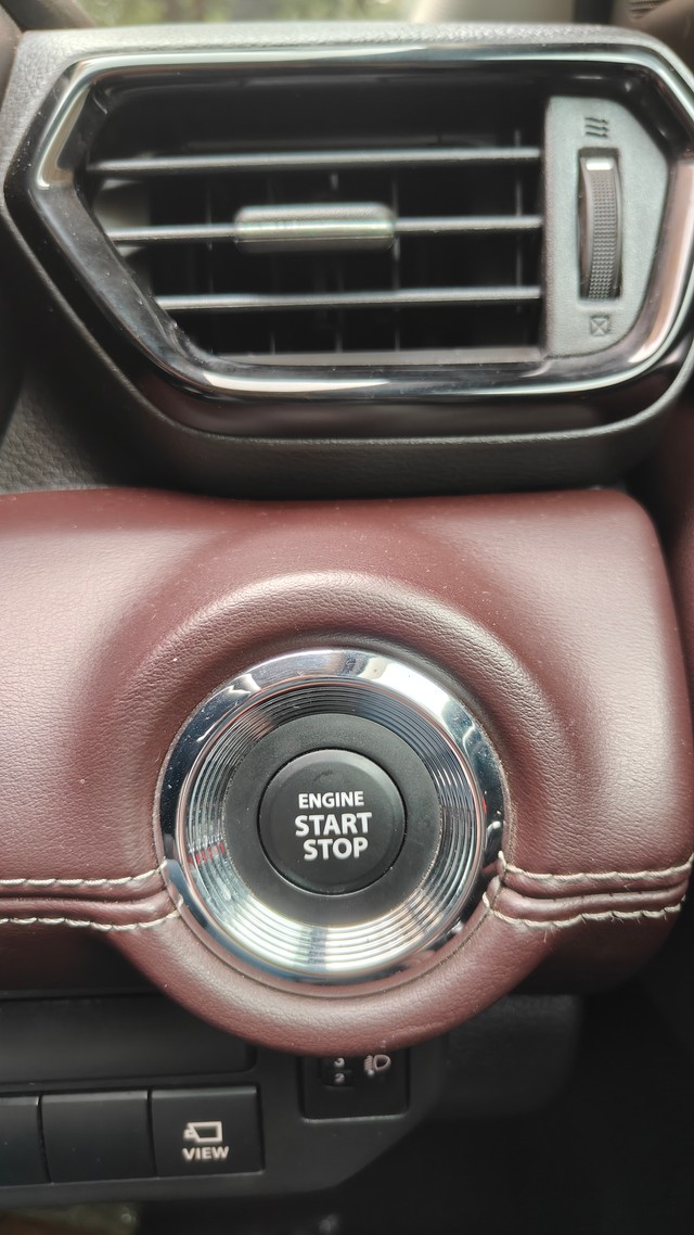 Second-hand 2023 Maruti Grand Vitara Alpha AT BSVI for sale in Thane-17