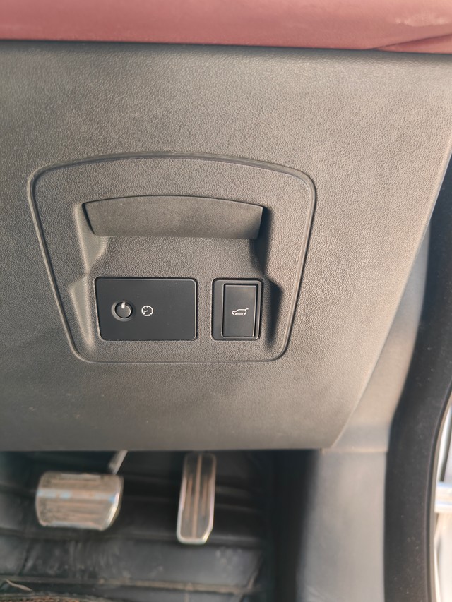 Land Rover Range Rover Velar Dynamic HSE Diesel Second-hand 2024 Land Rover Range Rover Velar Dynamic HSE Diesel for sale in Gurgaon-20