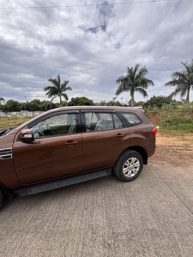 Second-hand 2016 Ford Endeavour 2.2 Trend AT 4X2 for sale in Indore-2