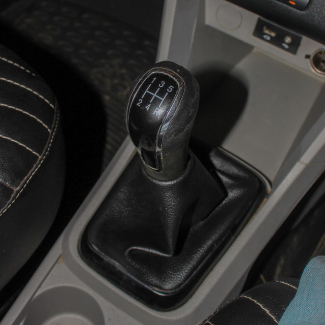 Second-hand 2018 Tata Tiago 1.2 Revotron XT for sale in Ahmedabad-12