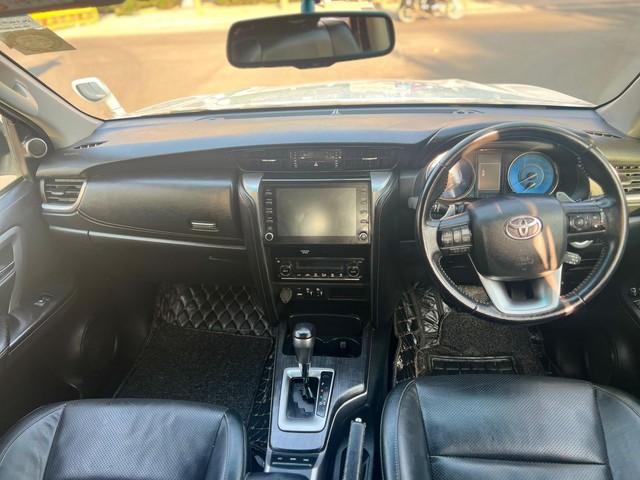 Second-hand 2021 Toyota Fortuner 2.8 2WD AT for sale in New Delhi-10