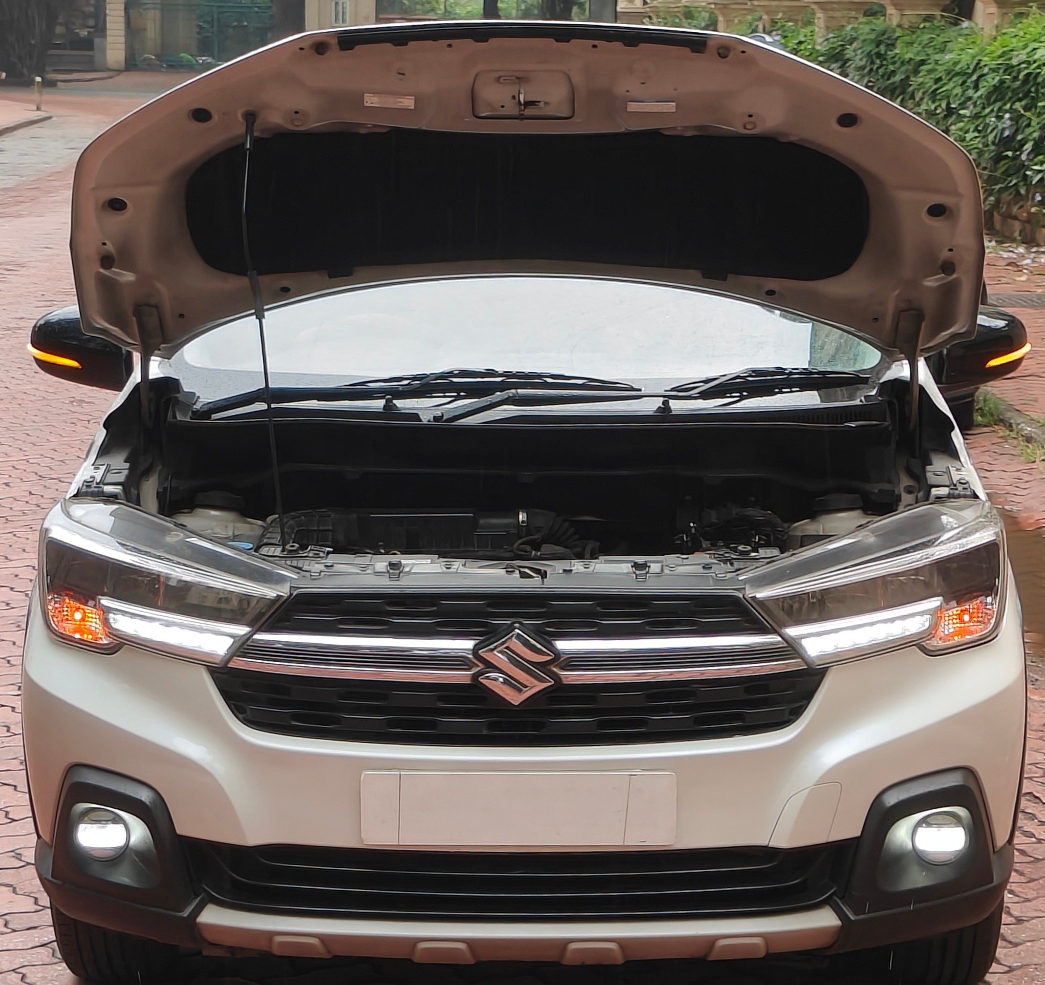 Used Maruti XL6 MUV Cars in Vashi - 42 Second Hand Cars for Sale