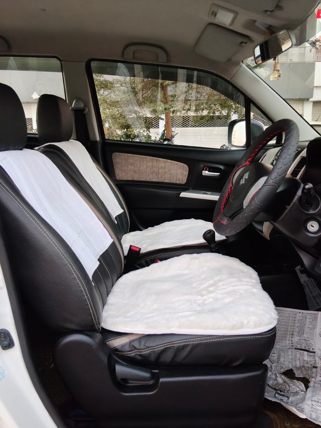 Second-hand 2016 Maruti Wagon R LXI BS IV for sale in Rajkot-10