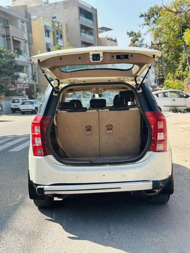 Second-hand 2015 Mahindra XUV500 W8 2WD for sale in Jaipur-9