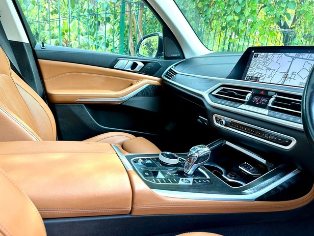 Second-hand 2022 BMW 7 Series 730Ld DPE Signature for sale in New Delhi-9