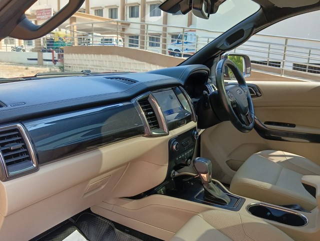 Second-hand 2019 Ford Endeavour 2.2 Titanium AT 4X2 for sale in Bangalore-11