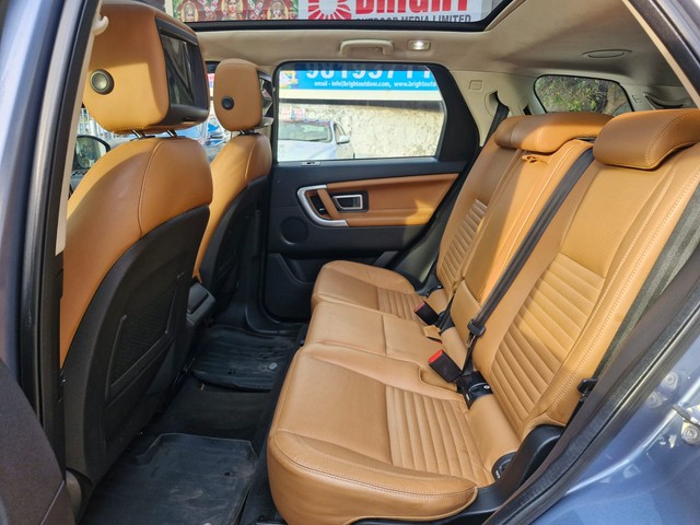 Second-hand 2018 Land Rover Discovery Sport TD4 HSE Luxury for sale in Mumbai-11