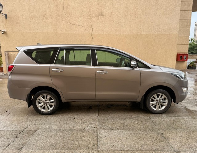 Second-hand 2016 Toyota Innova Crysta 2.4 G MT 8S BSIV for sale in Thane-1