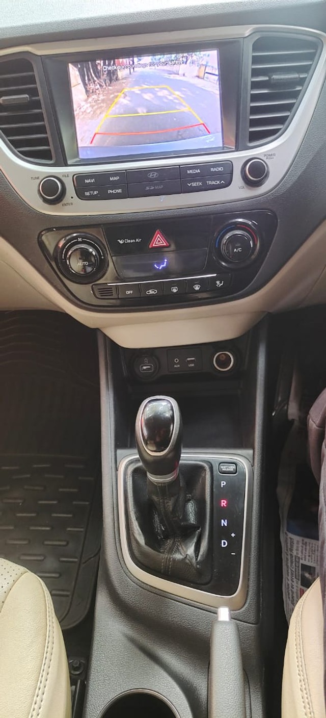 Second-hand 2018 Hyundai Verna CRDi 1.6 AT SX for sale in New Delhi-13