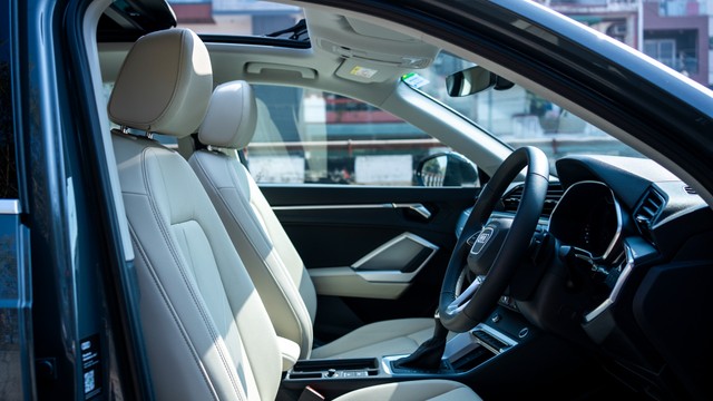 Second-hand 2025 Audi Q3 Technology for sale in New Delhi-7