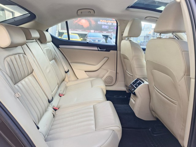 Second-hand 2017 Skoda Superb Style 1.8 TSI AT for sale in Mumbai-12