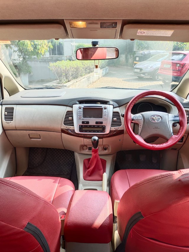Second-hand 2012 Toyota Innova 2.5 G1 BSIV for sale in Pune-8