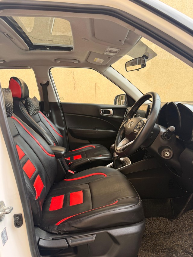 Second-hand 2020 Hyundai Venue SX Diesel for sale in Thane-10