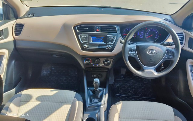 Second-hand 2018 Hyundai i20 1.2 Spotz for sale in New Delhi-6