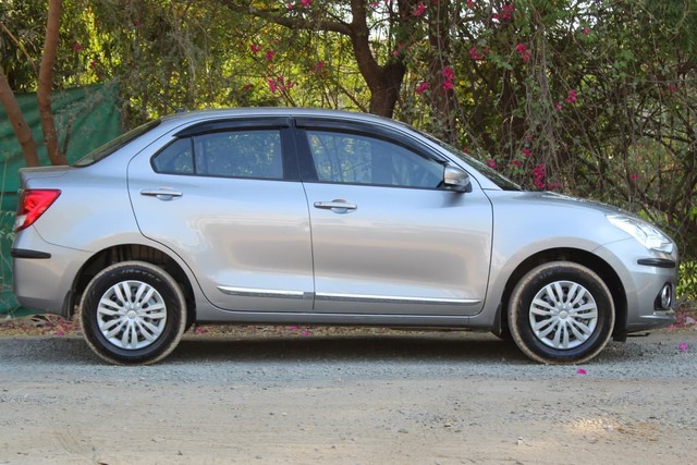 Second-hand 2023 Maruti Suzuki Swift Dzire VXI for sale in Ahmedabad-1