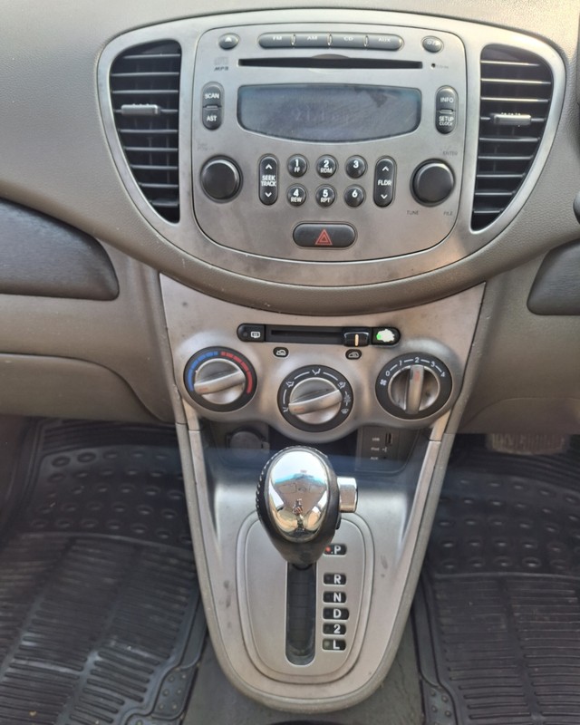 Second-hand 2012 Hyundai i10 Sportz AT for sale in Mumbai-8