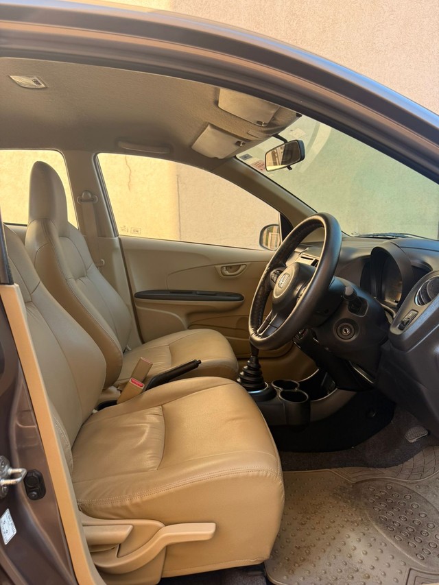 Second-hand 2014 Honda Amaze S i-Dtech for sale in Thane-10