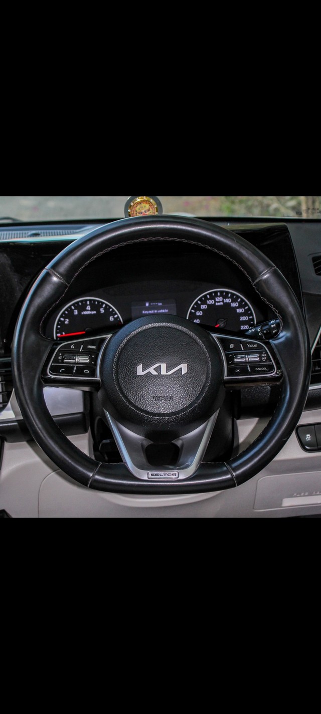 Second-hand 2022 Kia Seltos HTX IVT for sale in Ahmedabad-6