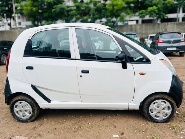 https://images10.gaadi.com/usedcar_image/AP3A.240617.008/original/d775fc4b-6825-4786-8411-9d494122ebf7.jpg?imwidth=6401