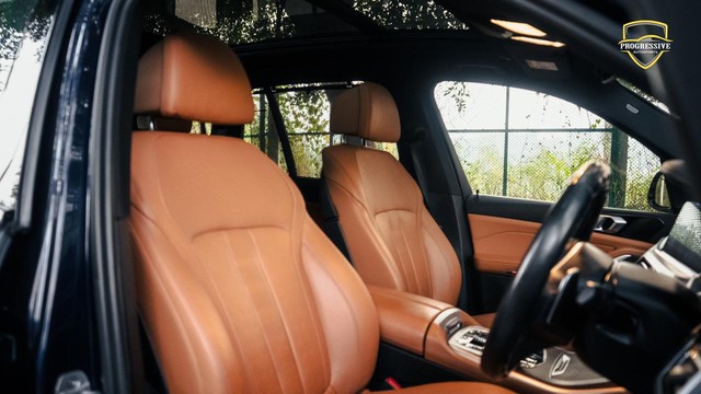 Second-hand 2022 BMW X5 xDrive 40i M Sport for sale in New Delhi-7