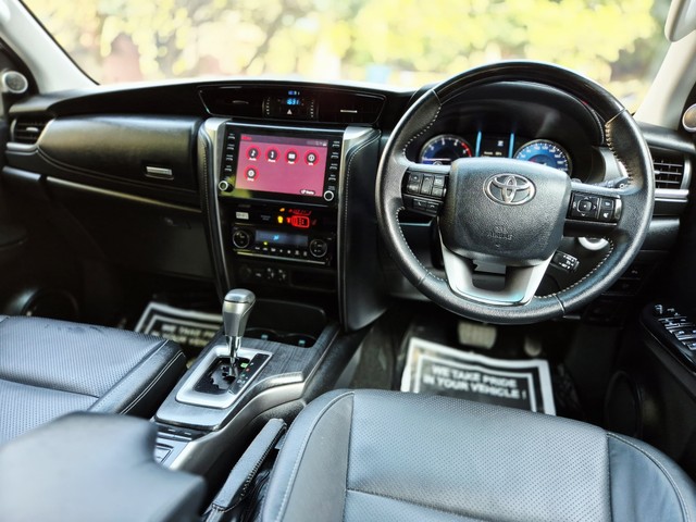 Second-hand 2025 Toyota Fortuner 4X2 Diesel AT for sale in New Delhi-8