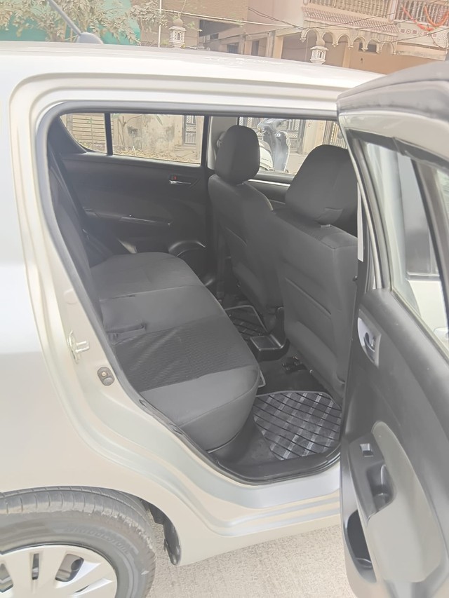 Second-hand 2015 Maruti Suzuki Swift VXI for sale in Indore-10