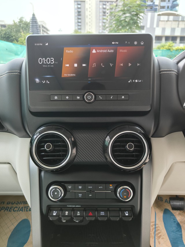 Second-hand 2024 Mahindra Thar ROXX AX7L RWD AT for sale in Gurgaon-13