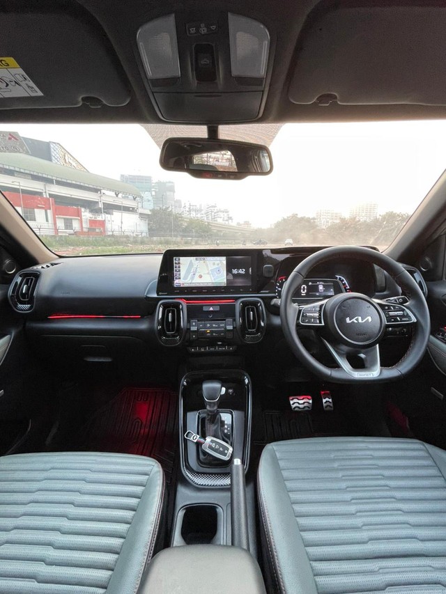 Second-hand 2023 Kia Sonet X-Line Turbo DCT BSVI for sale in New Delhi-11