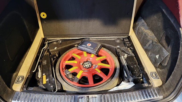 Second-hand 2013 Porsche Cayenne Diesel for sale in Mumbai-8