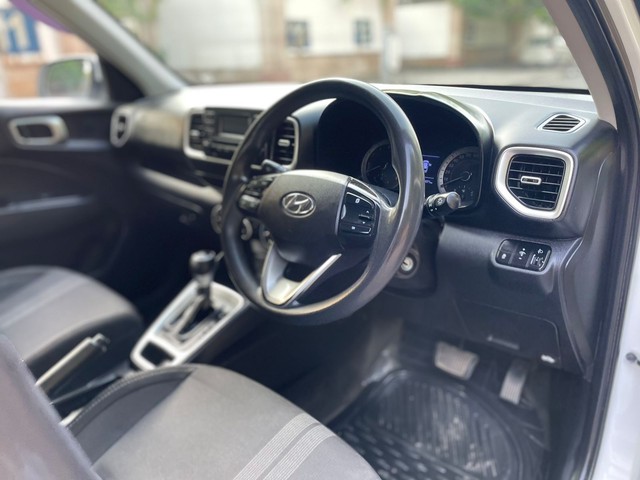 Second-hand 2019 Hyundai Venue S Turbo DCT BSIV for sale in New Delhi-18