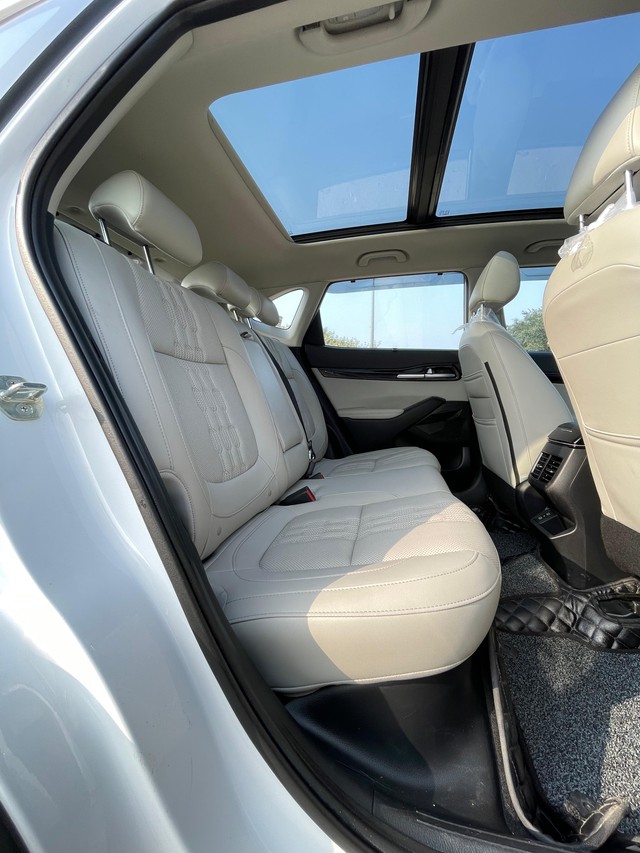 Second-hand 2024 Kia Seltos HTX for sale in New Delhi-16