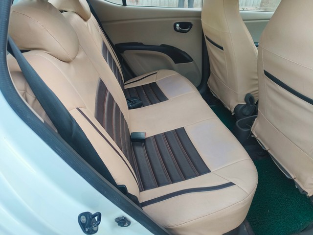 Second-hand 2012 Hyundai i10 Sportz for sale in Allahabad-11