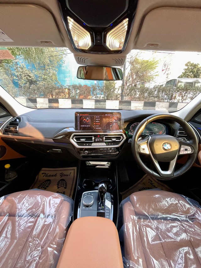 Second-hand 2023 BMW X3 xDrive20d Luxury Edition for sale in New Delhi-14