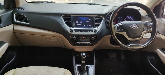 Second-hand 2018 Hyundai Verna CRDi 1.6 AT SX for sale in New Delhi-10