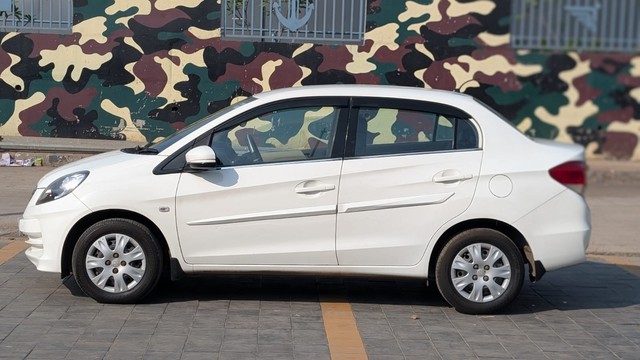 Second-hand 2015 Honda Amaze S i-Vtech for sale in Kalyan-4