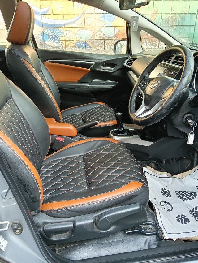Second-hand 2019 Honda WR-V i-VTEC VX for sale in Navi Mumbai-9