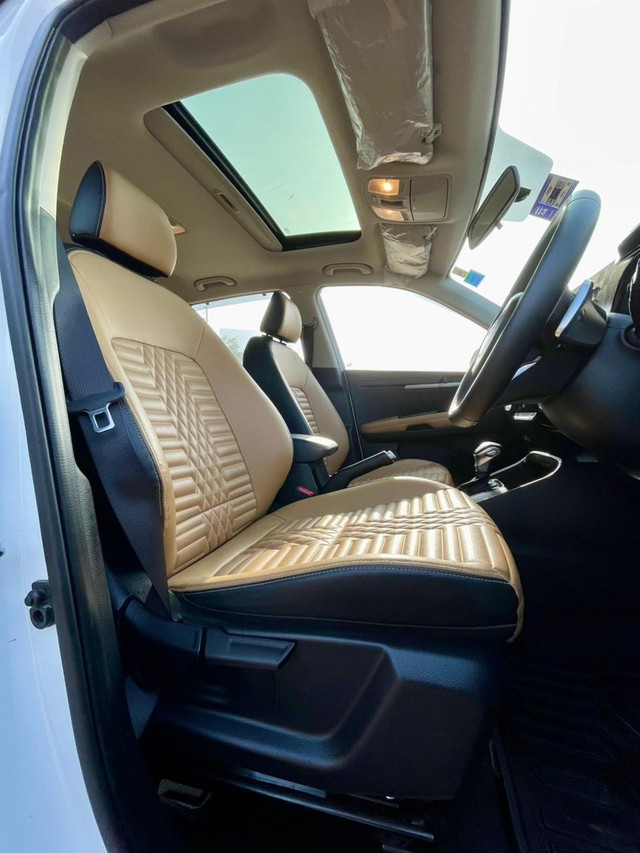 Second-hand 2024 Kia Sonet HTX Turbo iMT for sale in New Delhi-12