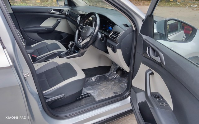 Second-hand 2022 Volkswagen Taigun 1.0 TSI Topline AT BSVI for sale in New Delhi-13