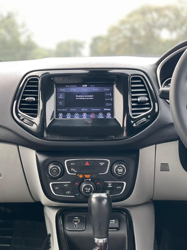 Second-hand 2017 Jeep Compass 1.4 Limited Option for sale in New Delhi-15