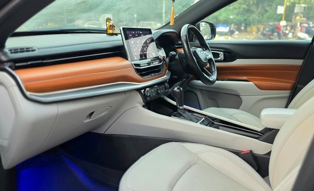 Second-hand 2022 Jeep Compass 1.4 Limited Opt DCT BSVI for sale in New Delhi-5