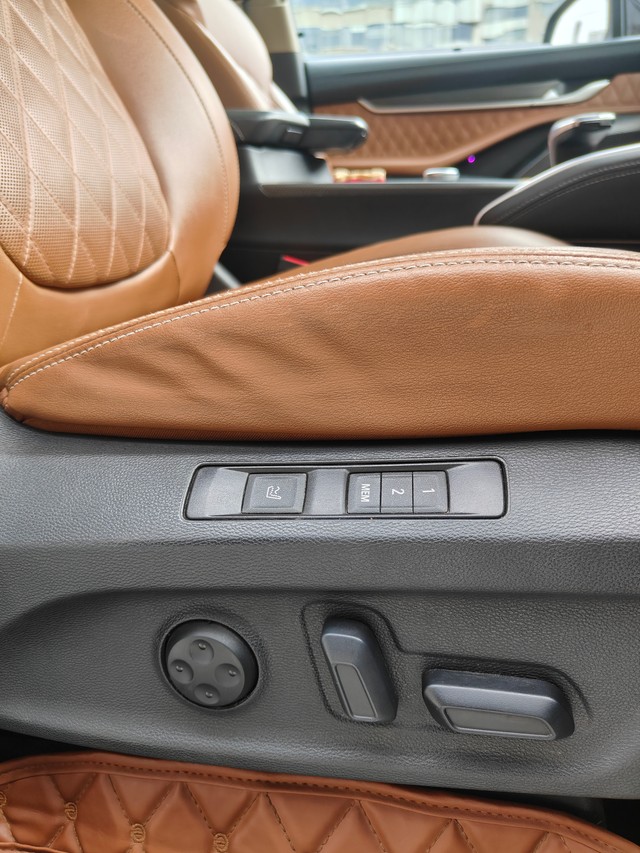 MG Gloster Savvy 4x4 7Str Second-hand 2023 MG Gloster Savvy 4x4 7Str for sale in Gurgaon-10