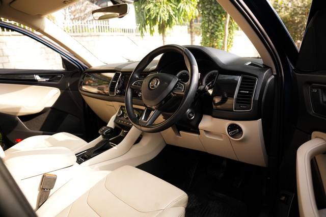 Second-hand 2018 Skoda Kodiaq 2.0 TDI Style for sale in Bangalore-10