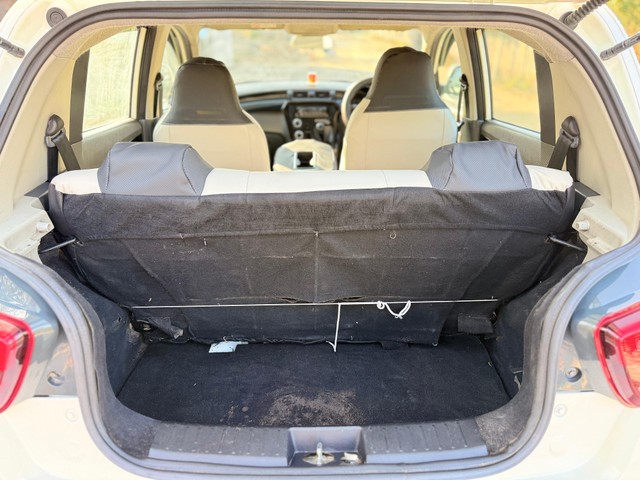 Second-hand 2018 Mahindra KUV 100 NXT D75 K4 Plus for sale in Indore-8