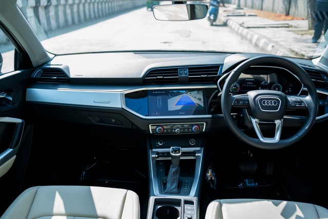 Second-hand 2025 Audi Q3 Technology for sale in New Delhi-2