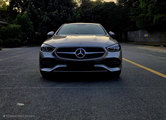 Mercedes-Benz C-Class सी 200 Second-hand 2024 Mercedes-Benz C-Class सी 200 for sale in New Delhi