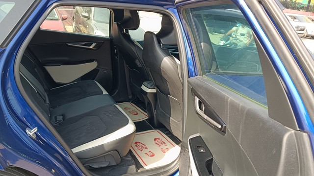 Second-hand 2022 Kia EV6 GT line AWD for sale in Jaipur-12