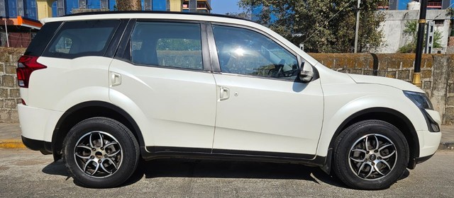 Second-hand 2019 Mahindra XUV500 W7 BSIV for sale in Pune-1